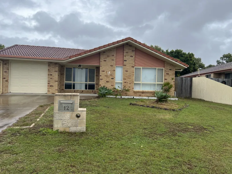 Spacious 3 bedroom home in beautiful Innes Park