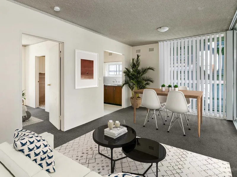 Rough Diamond - Prime Harbourfront Location