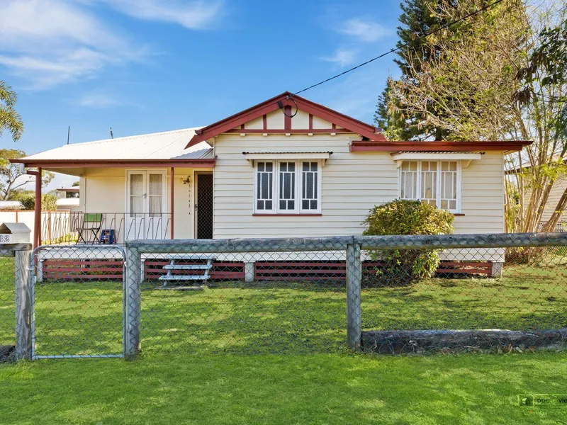 Great Development Opportunity Complete with Plans for Townhouses