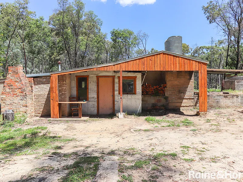 A NATURAL BUSH HAVEN 