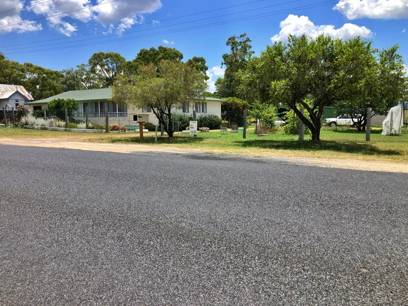 5 BEDROOM HOME, MASSIVE SHED, 2 TITLES & 4047M2