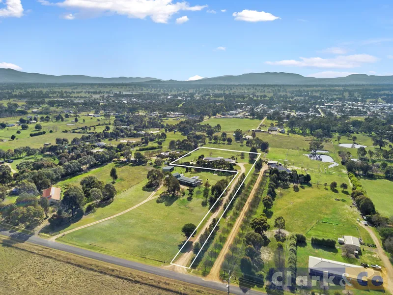 Double Brick, North Aspect, Views & Space