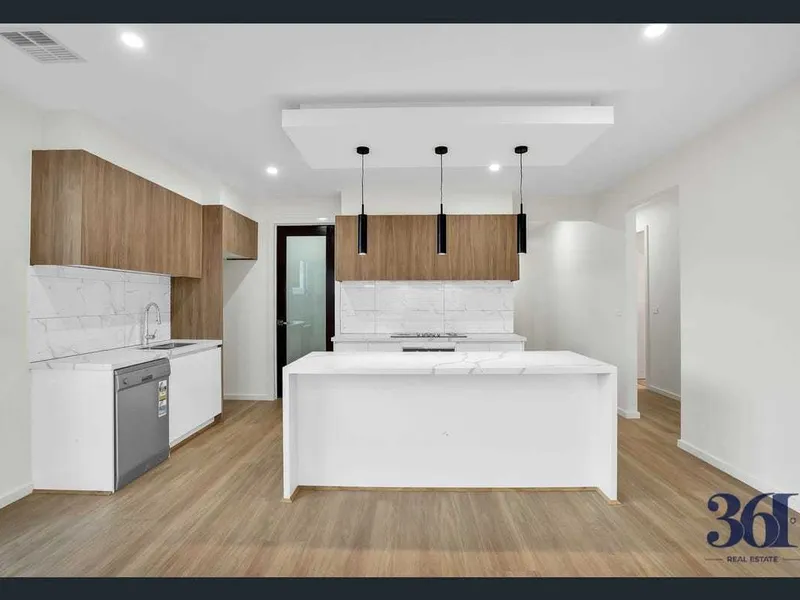 Single-Story Splendor with 4 Bedrooms, 2 Bathrooms, 2 Living Areas, and Alfresco in Deanside Central!!!