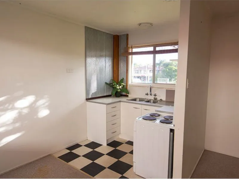One Bedroom Unit Close to Broadwater - Labrador