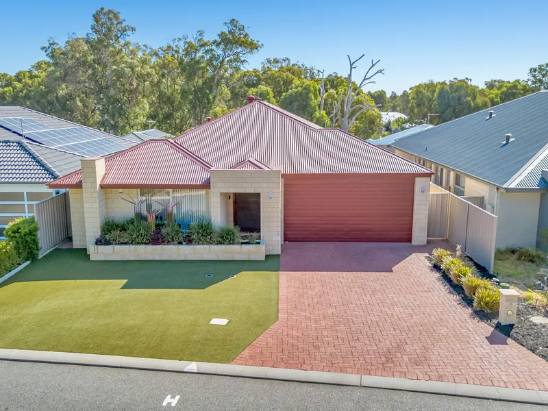 Quality Built Family Home Loaded With Extras!