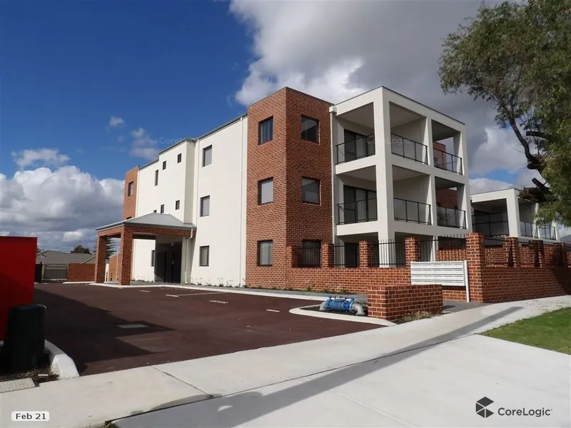 Spacious Apartment in the Heart of East Cannington!