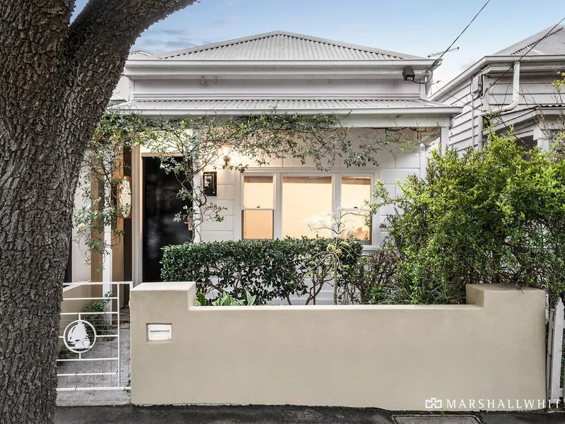 Lovely Victorian with a Northern Rear Aspect