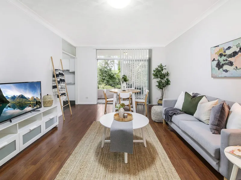 Updated Apartment in Prime Position