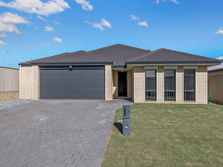 HIGH QUALITY 4X2 WITH SOLAR PANELS, IN SOUGHT AFTER HARRINGTON WATERS ESTATE - APPLY TODAY, NO NEED TO HESITATE!