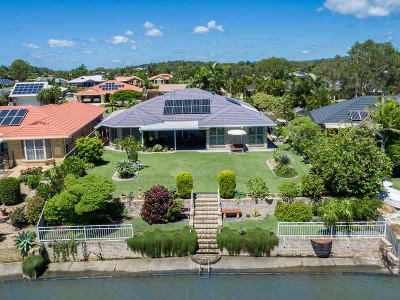 Waterfront Living at its Best