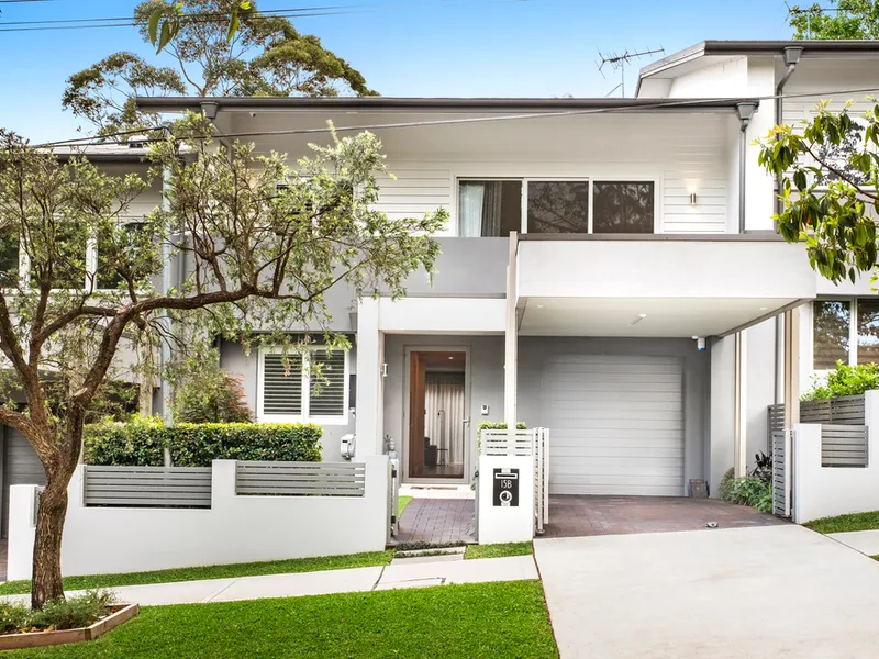 Modern Torrens Title Townhouse In Lane Cove