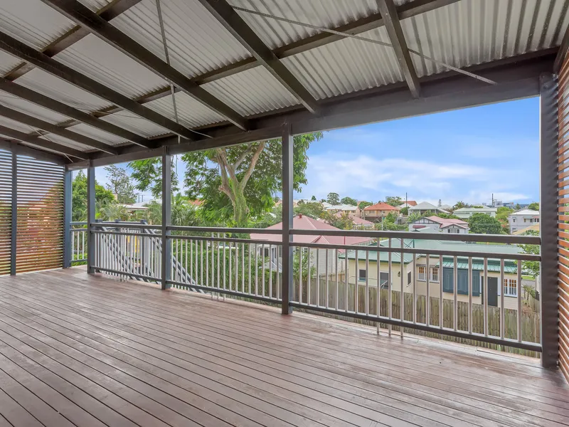 Character 3 Bed Home in Annerley