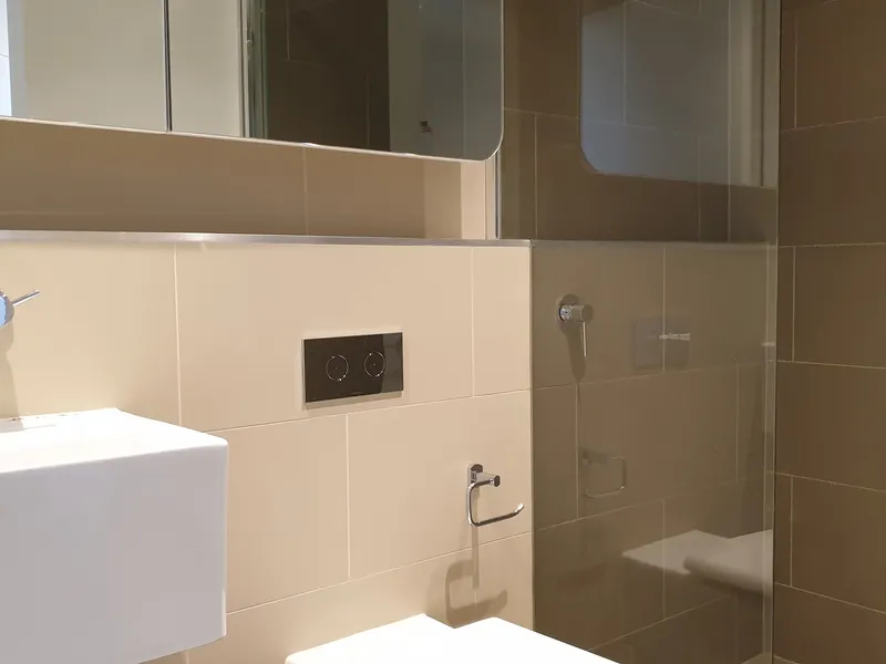 Bright, Secure, High Rent