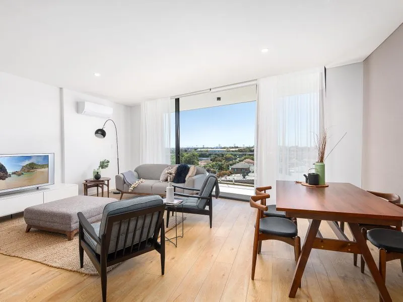 Brand New- Ready to Move in