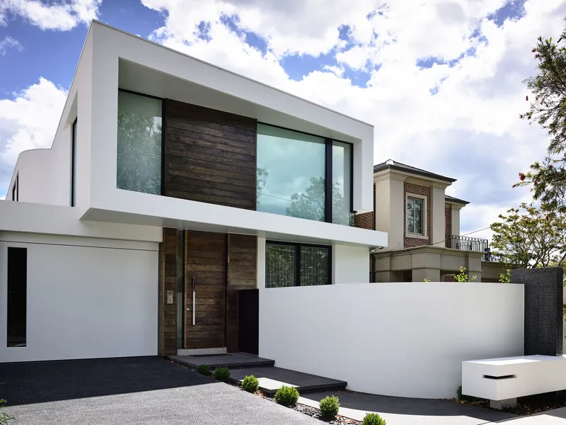 Martin Friedrich-Designed Masterpiece in Middle Brighton