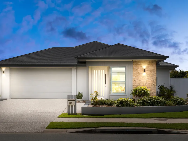 Single Level Designer Elegance at Newport Waterside