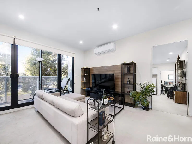 Prime Location: Unwind in this 2-Bedroom Beauty with Balcony, Amenities, and Great Investment Potential!