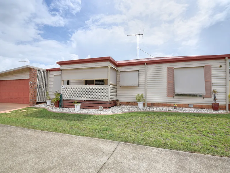 Heaps of Light Very Roomy Great Decked Entertainment Area                                     {Reduced To Sell}