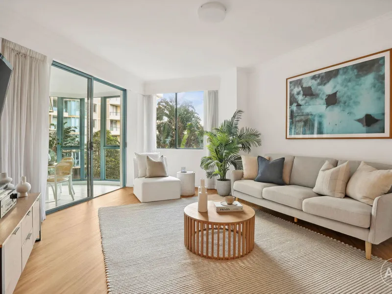 Newly Renovated Apartment in the Sought After 'Newington Towers' Complex