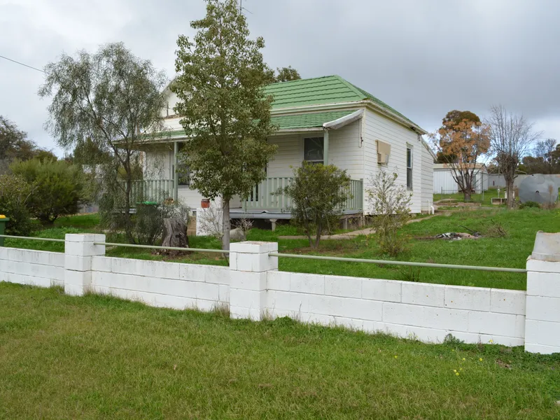 Escape to an affordable country lifestyle