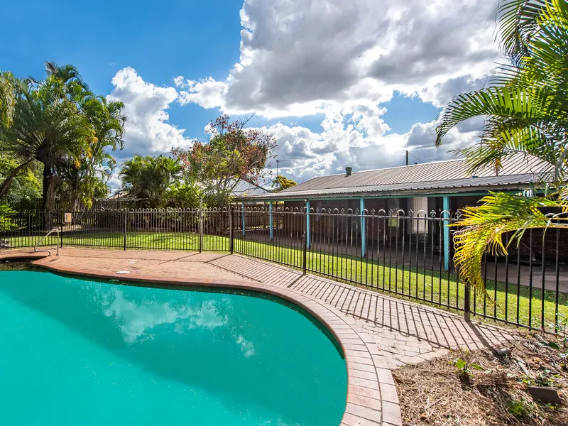 PRIVATE POSITION PLUS POOL!