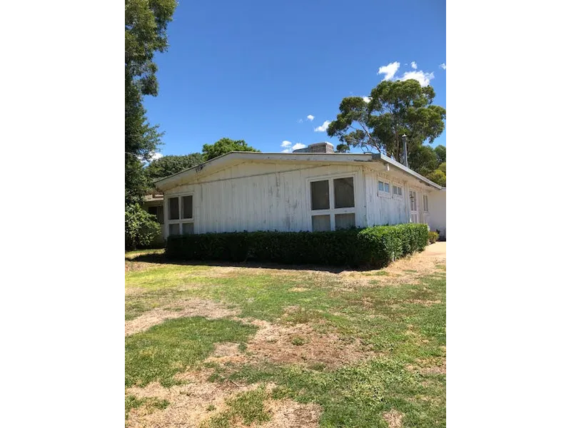 Well maintained home in sought after street