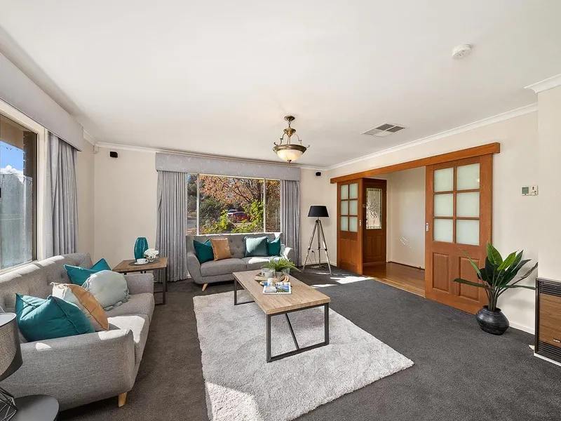 Quiet, private & renovated backing onto parkland! 