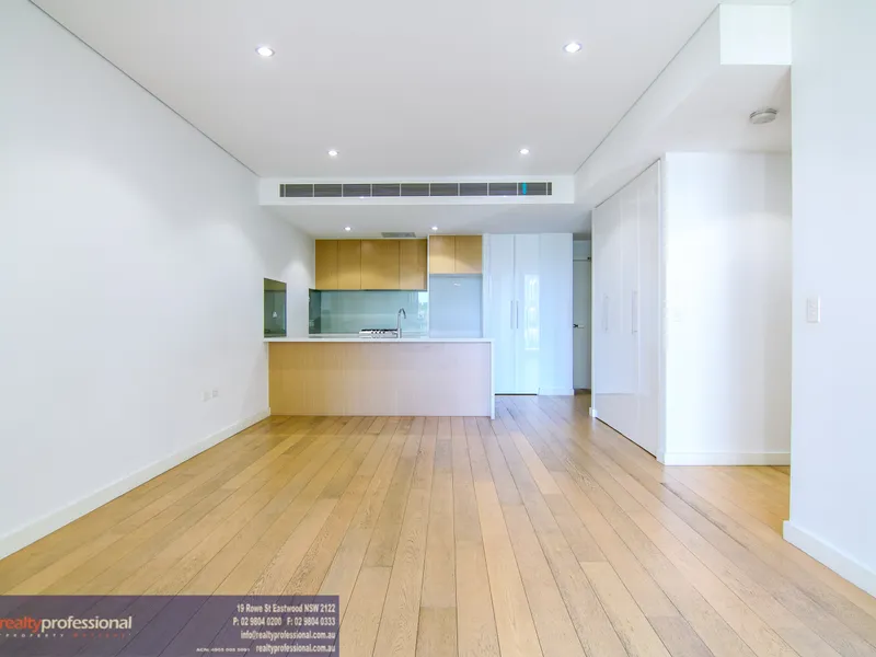 Quality 2 bedroom close to shops