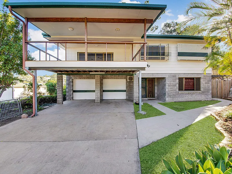 BEAUTIFUL BIG FAMILY HOME