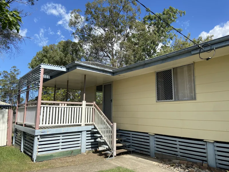 FRESHLY RENOVATED IN RIVERVIEW