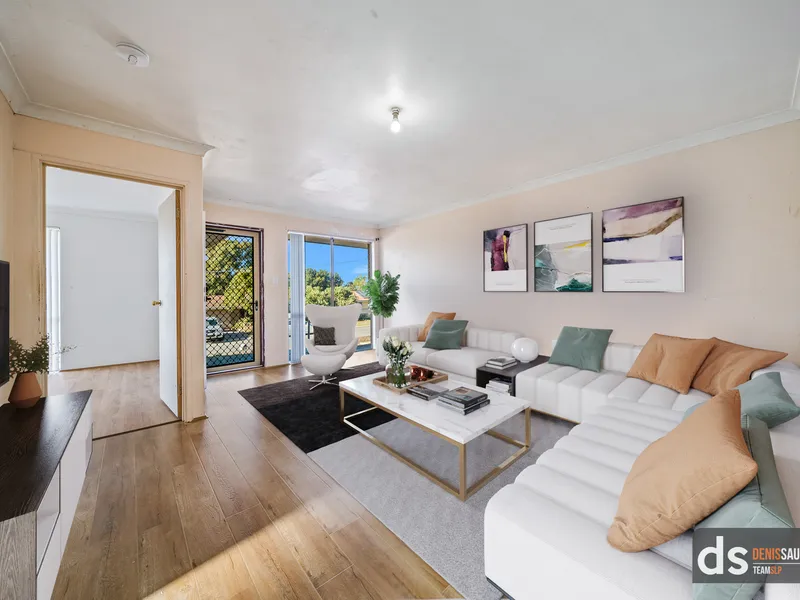 Paint & Prosper - Fantastic Reno Opportunity here!!