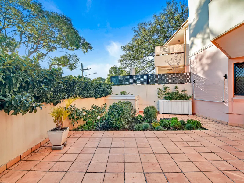 Generously Sized Two Bedroom Apartment With Oversized Courtyard