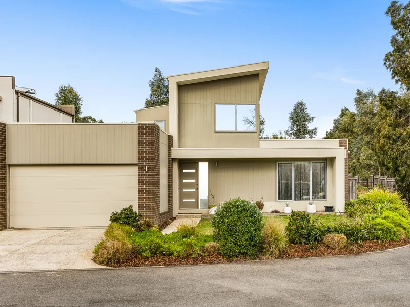 Charming cul-de-sac living close to excellent schools