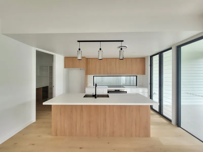 BRAND NEW 2 STOREY HOUSE FOR LEASE