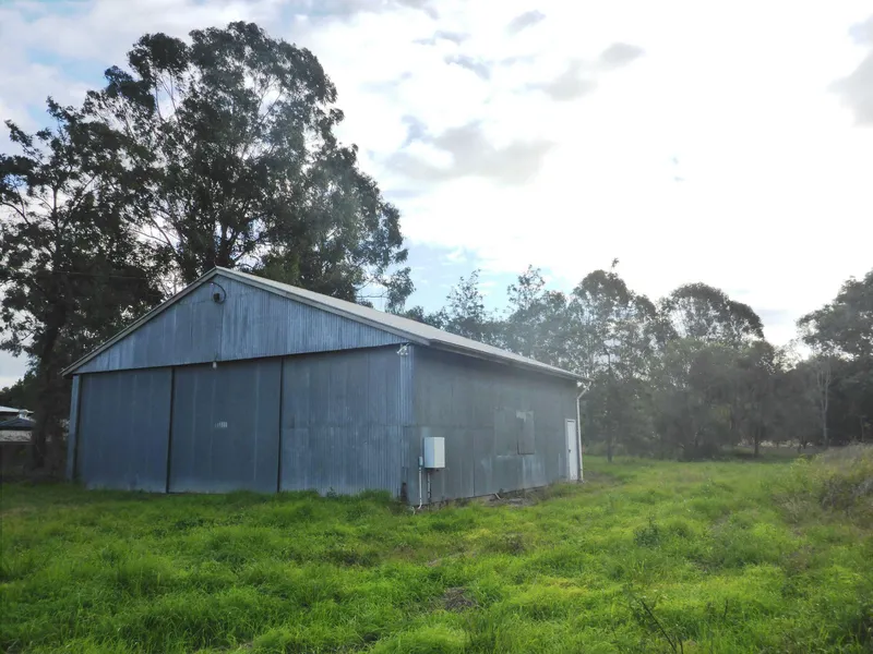 OPEN PLAN OF MANY USES