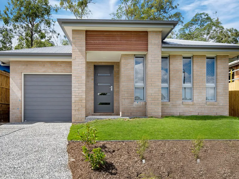 Brand New Living in a Prime Location - Move straight in!