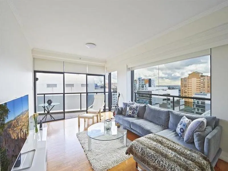 Luxurious Two Bedroom Apartment with Double Parking 