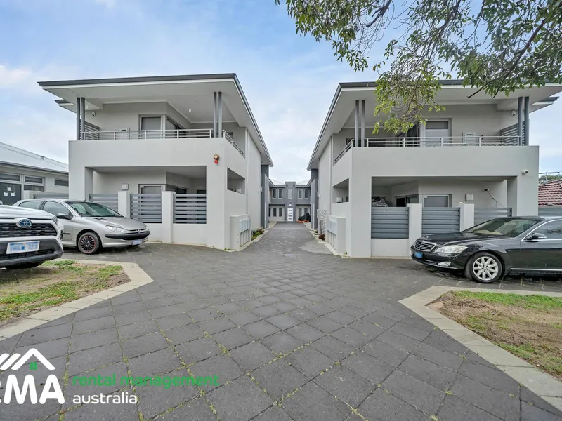 Furnished Apartment with Expansive Balcony