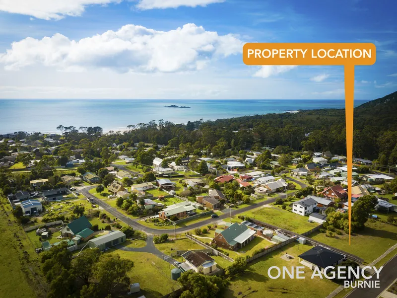 Serene location! Walk to the beach!