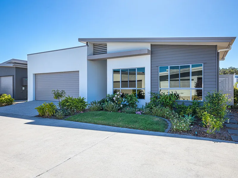 Presentation Plus = Superb Over 50's Village Location
