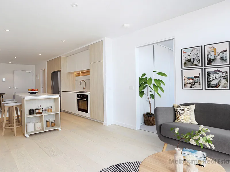 Near New One Bedroom in Mason Square!