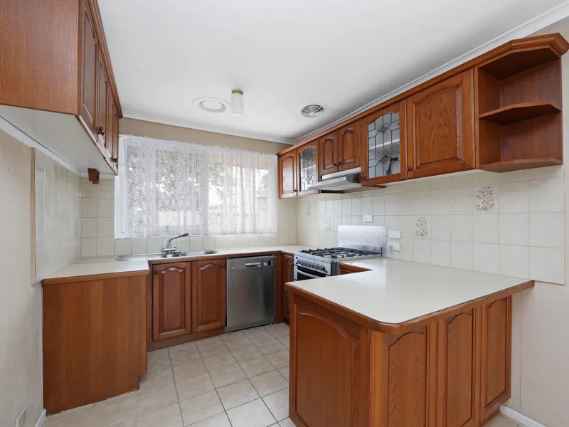 3 Bedroom Home In Great Location