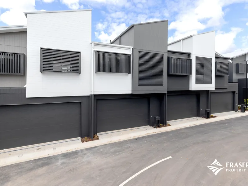 Large Terrace Home with Multi Purpose Room!
