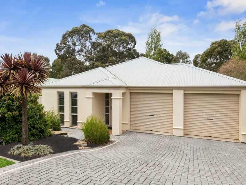 Beautiful four bedroom home in Mt Barker | Available 30.9.24