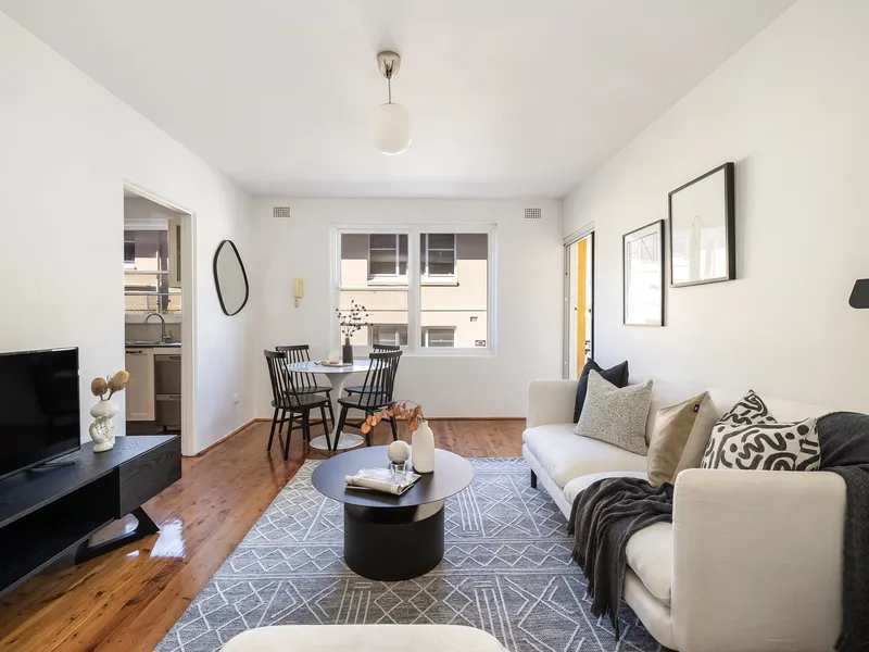 Stylish apartment in Marrickville village