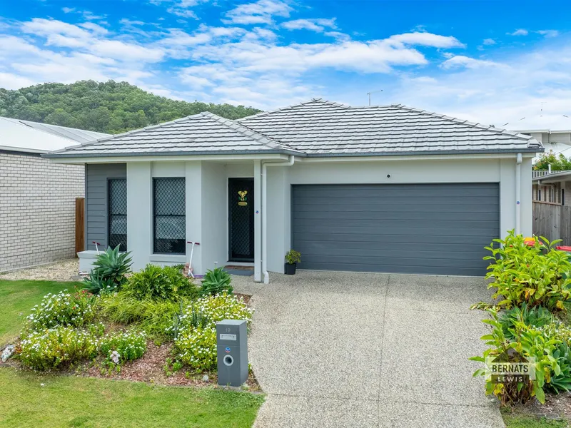 NEAR NEW HOME ONLY 4 YEARS OLD!!!