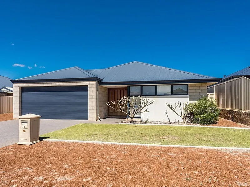 Great Family Home in Wandina!