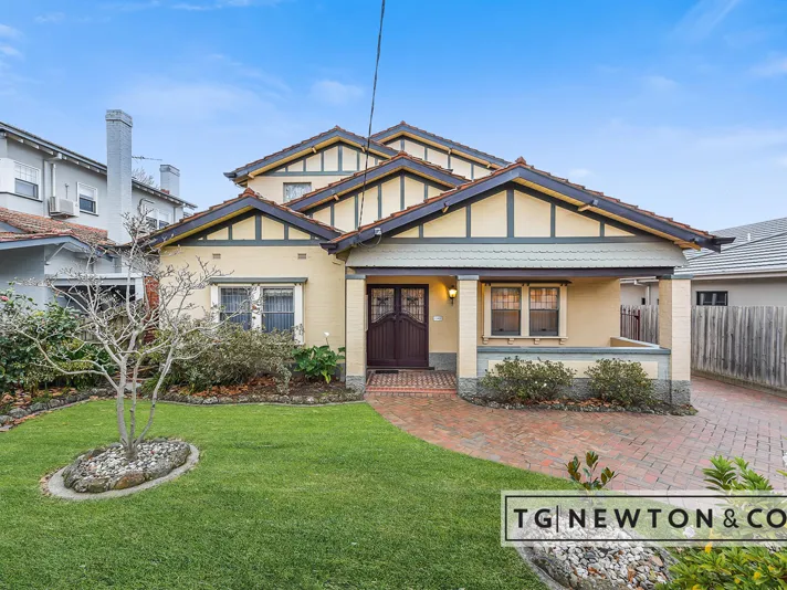 Edwardian Residence in the Heart of Glen Iris!