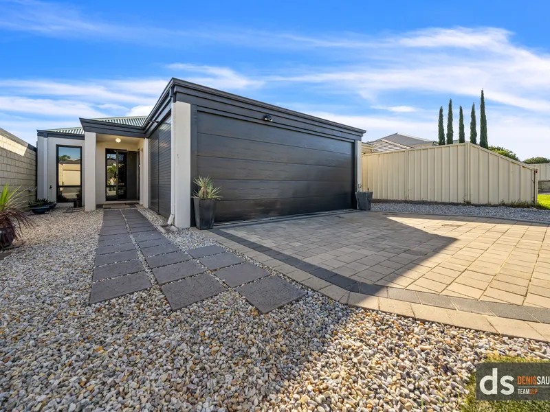 A MODERN & INVITING 3 X 2 MUST SEE!