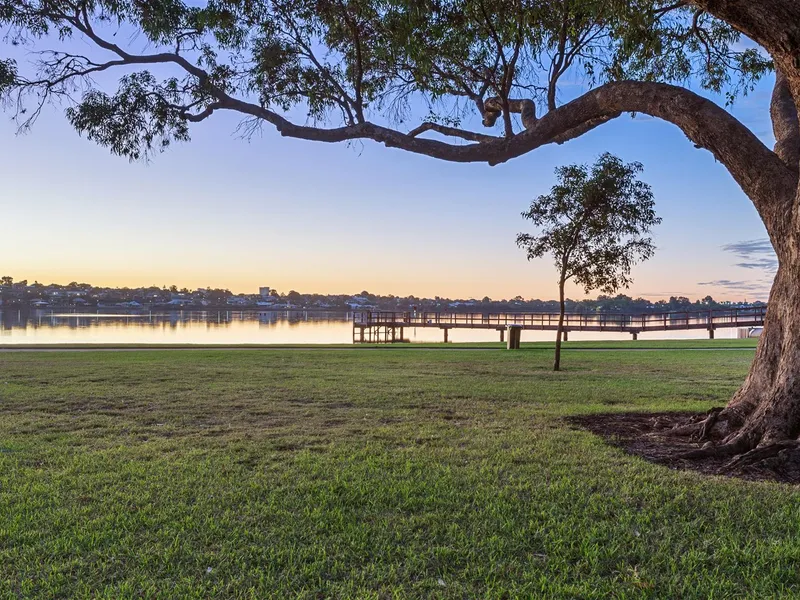 Magnificent Riverfront Sanctuary